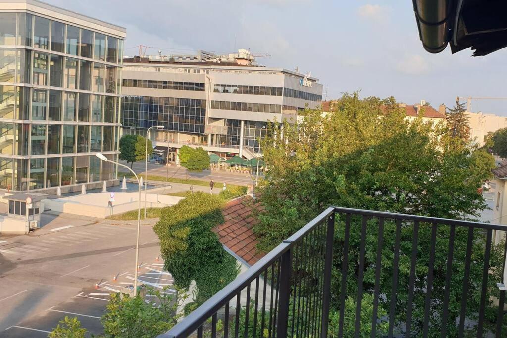 R Apartamento Banja Luka Exterior foto